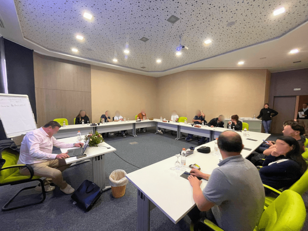 Séminaire résidentiel à Djerba salle de réunion